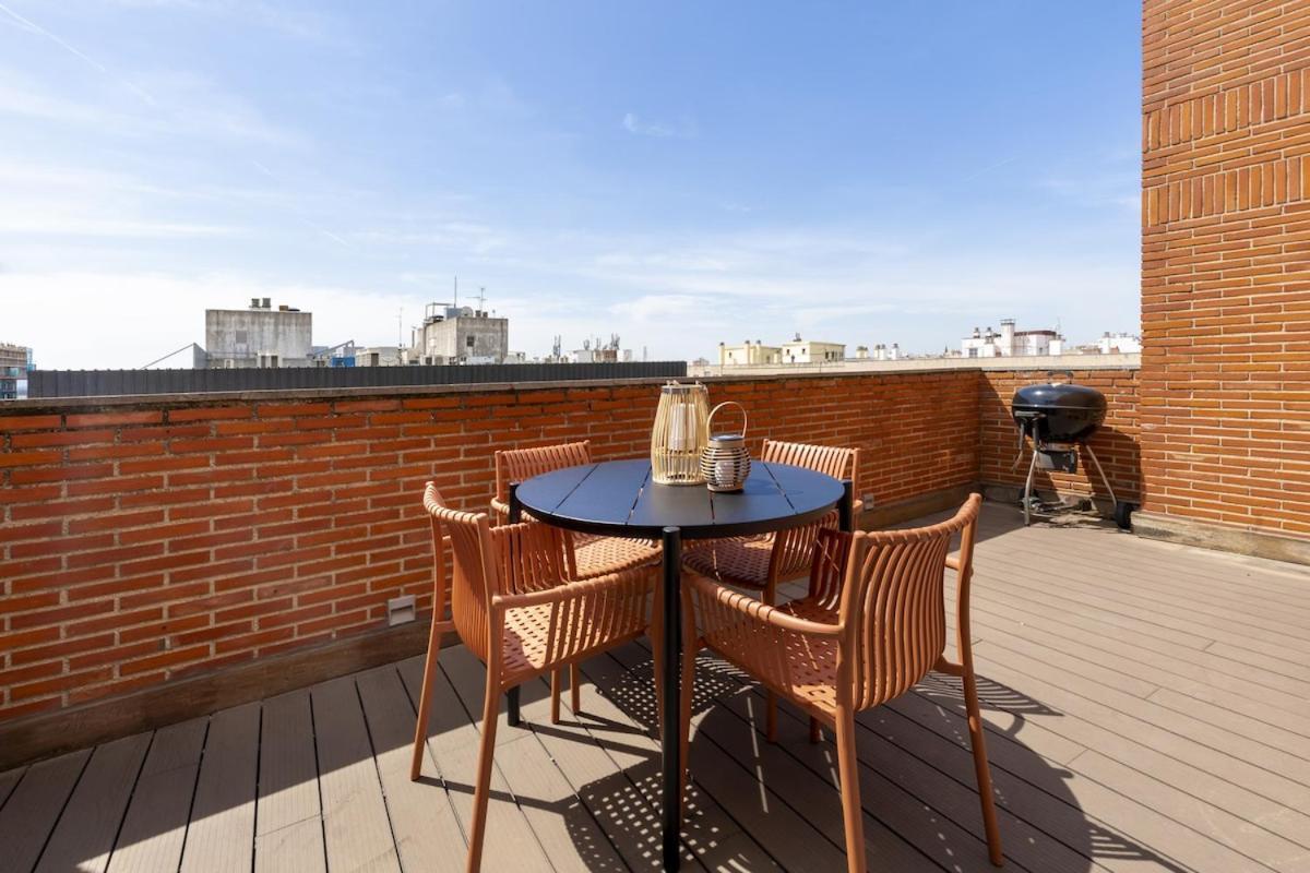 Temporary 3-bedroom Duplex In Downtown Bas15 Apartamento