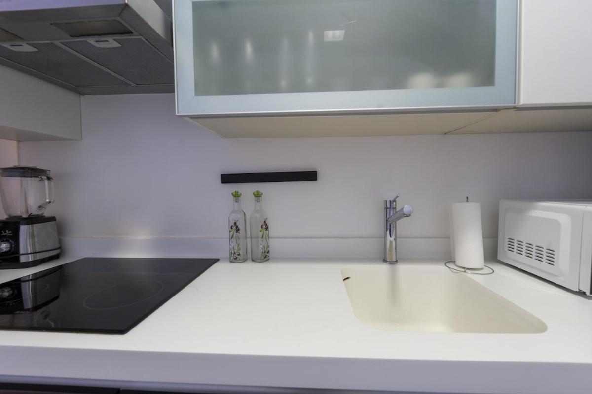 Apartamento Temporary 3-bedroom Duplex In Downtown Bas15