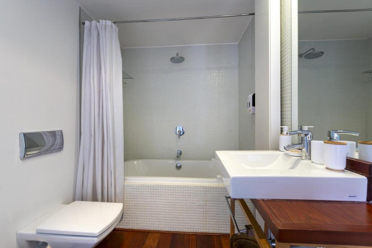 Apartamento Temporary 3-bedroom Duplex In Downtown Bas15